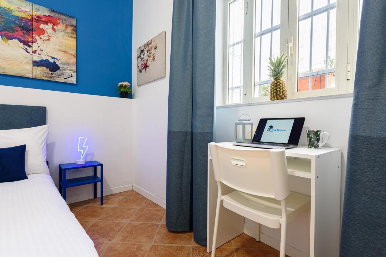 Appartement Murales In Bed Napels